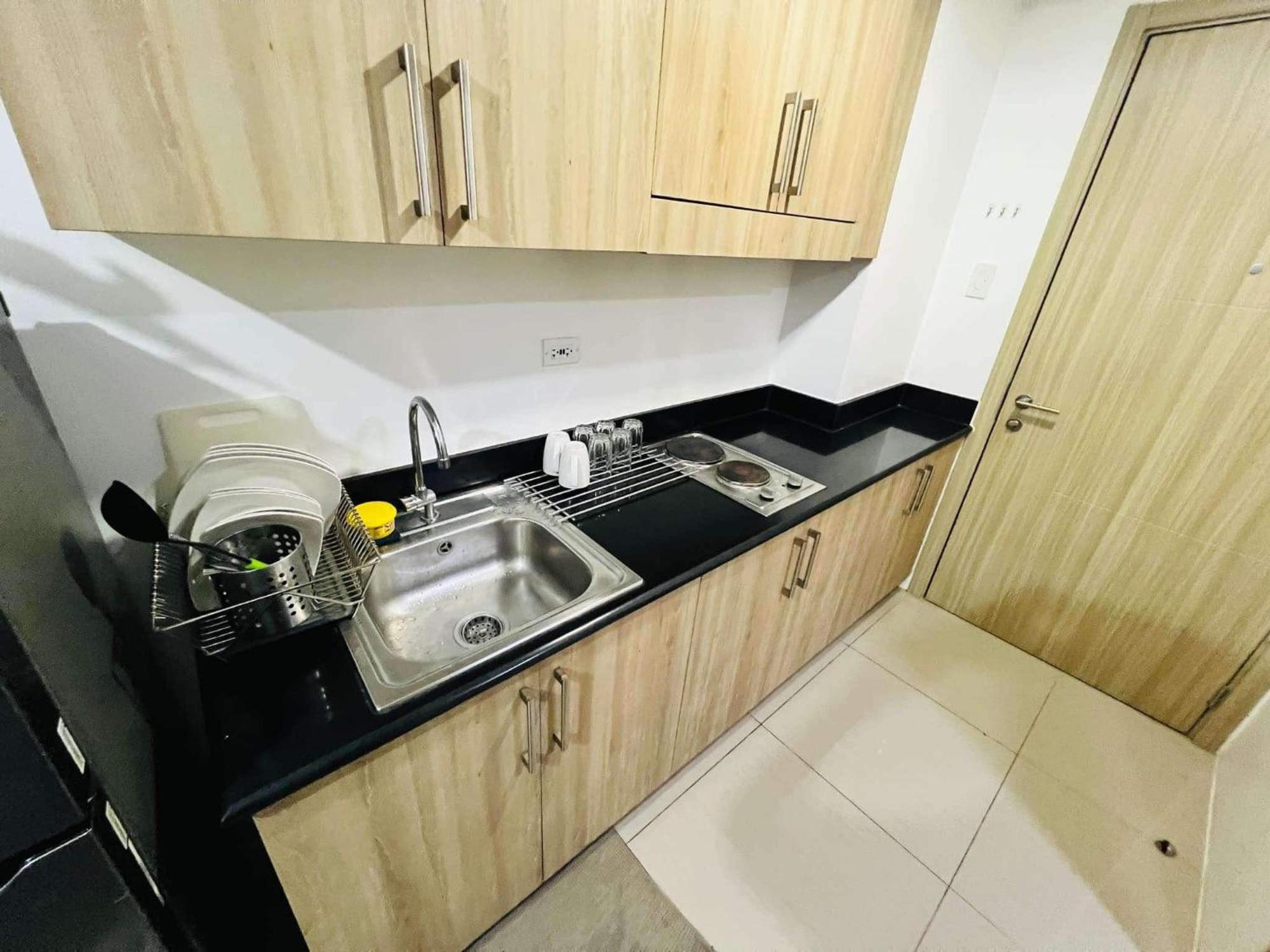 Shore 1 & 3 Residences Moa 1Br With Balcony By Darpm Manila Exterior foto